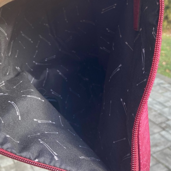 Free People large vegan faux leather reversible raspberry white tote shoulderbag - Picture 15 of 16